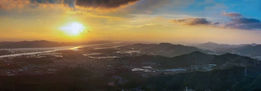 丫髻山山頂賞日落美景