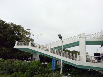 橋梁光影