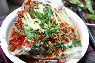 剁椒魚頭