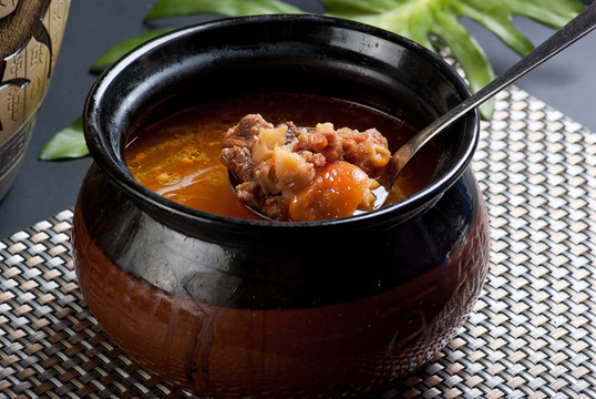 番茄牛尾湯
