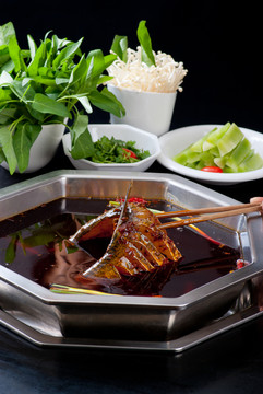 麻辣魚湯鍋