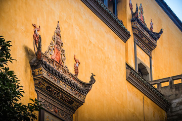 中式傳統(tǒng)建筑門(mén)檐