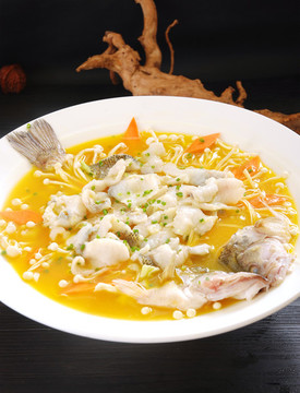 酸湯魚