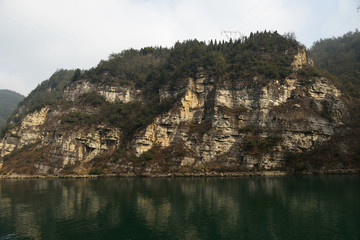 西陵峽口