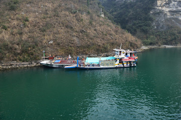 西陵峽口