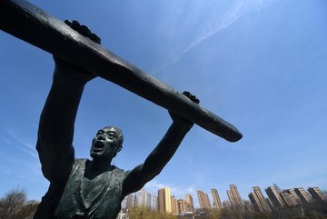 江蘇淮安藍天下的城市建筑景觀