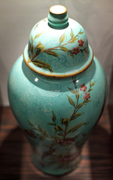 中國(guó)風(fēng)花瓶罐子