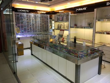 眼鏡店