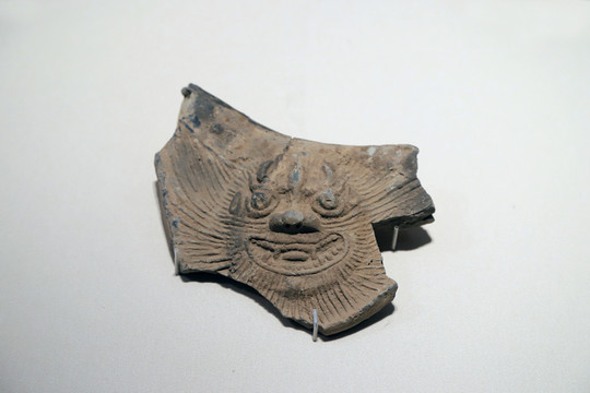 獸面紋滴水