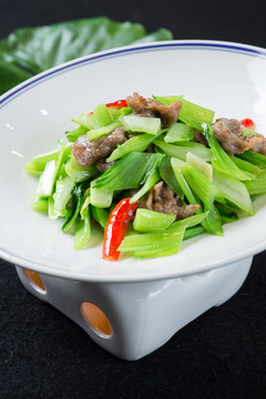 芥菜炒牛肉