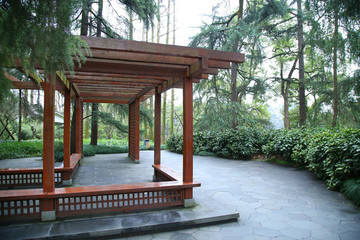 公園木涼亭