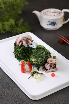 時(shí)蔬撈拌魷魚(yú)