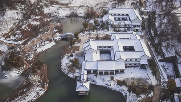 南山北雪