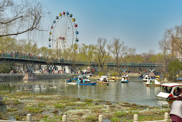 泉城公園
