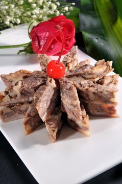 桃仁酥肉