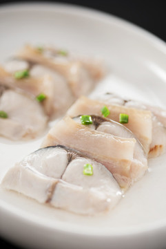 腌馬鮫魚蒸咸肉