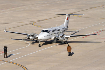 校飛中心校驗(yàn)飛行飛機(jī)