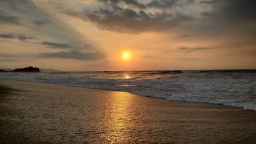 海灘日出