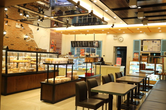 甜品店內(nèi)景