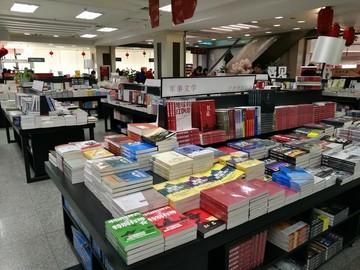 書店書籍書架