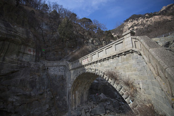 泰山石橋