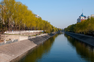北京西護城河風(fēng)光