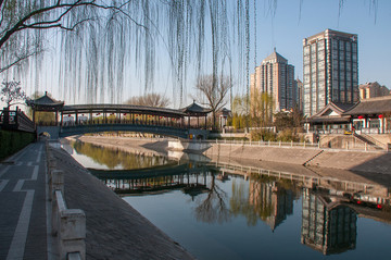 北京西護城河風(fēng)光