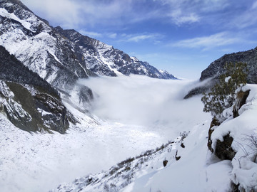 藍(lán)天雪景