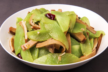 香干炒萵筍