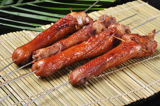 吊燒雞脖