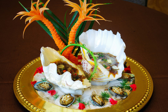 鮑魚海鮮拼盤
