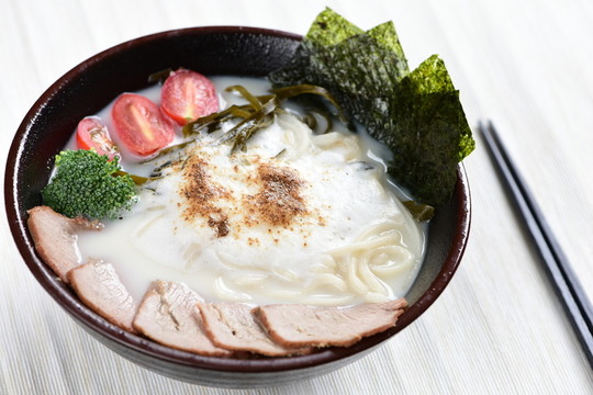 海苔豬肉片拉面