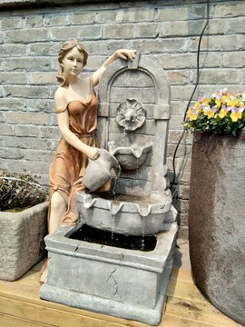 美女工藝品