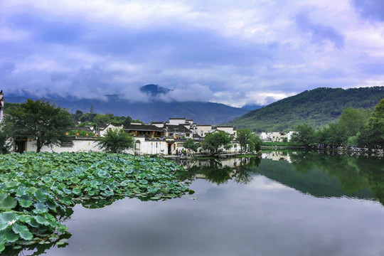 雨后宏村