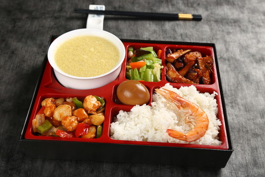 宮爆雞丁套餐