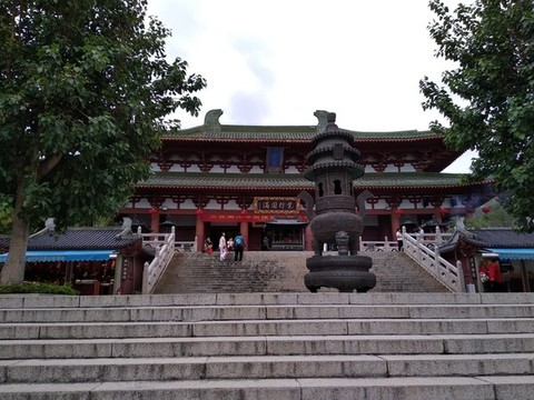 海南三亞南山寺