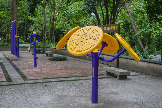 公園健身器材
