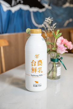 臺(tái)農(nóng)鮮乳