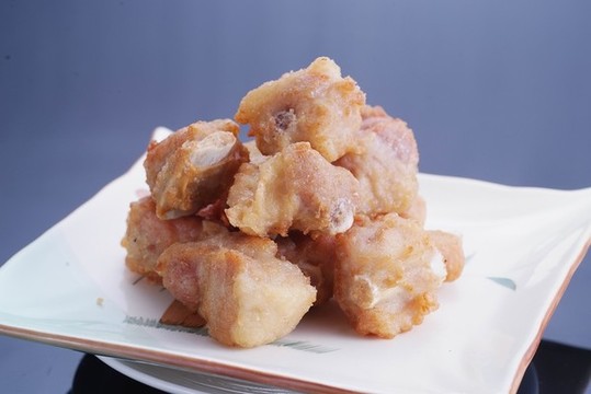 金牌蒜香骨