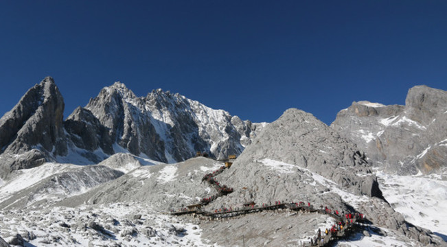 玉龍雪山