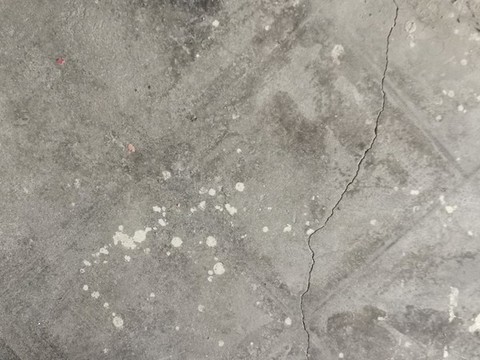 水泥地面