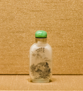 鼻煙壺