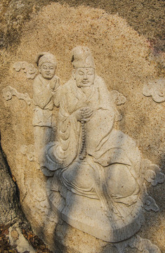 千山中會(huì)寺山壁觀音化員外身浮雕