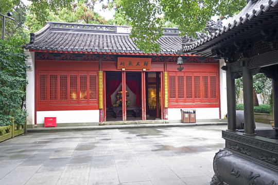 岳王廟輔文虞祠