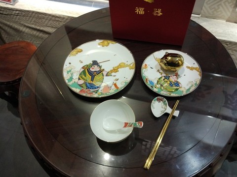 餐具