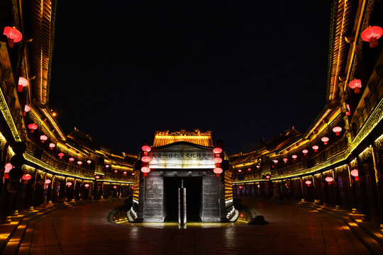臺(tái)兒莊古城夜色美