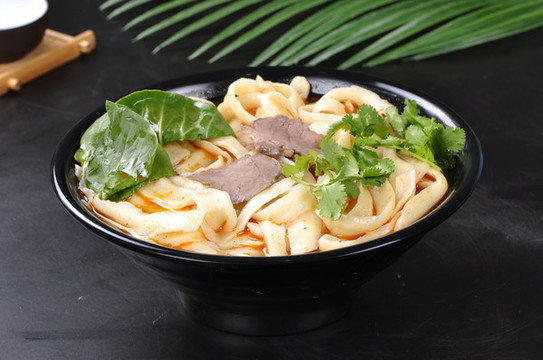 牛肉刀削