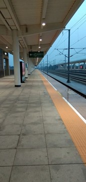 候車站臺