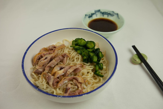 雞絲涼面