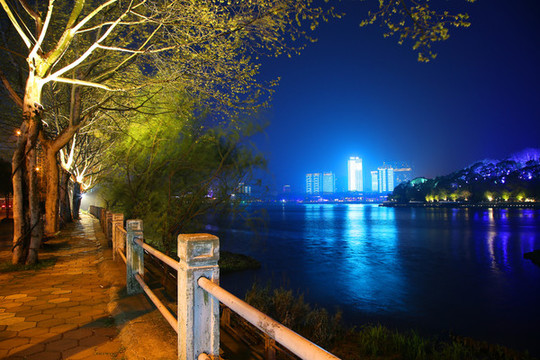 九江夜景